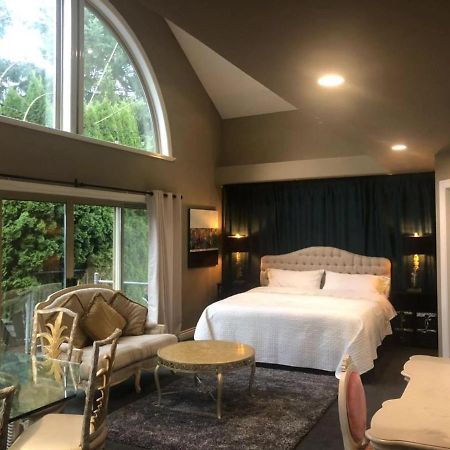 Pitt Meadows Cedar Manor Bed And Breakfast מראה חיצוני תמונה