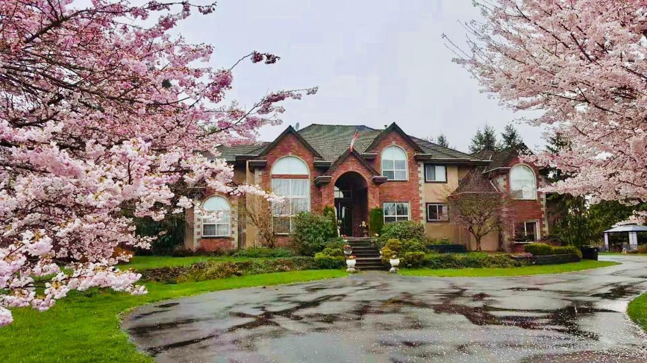 Pitt Meadows Cedar Manor Bed And Breakfast מראה חיצוני תמונה