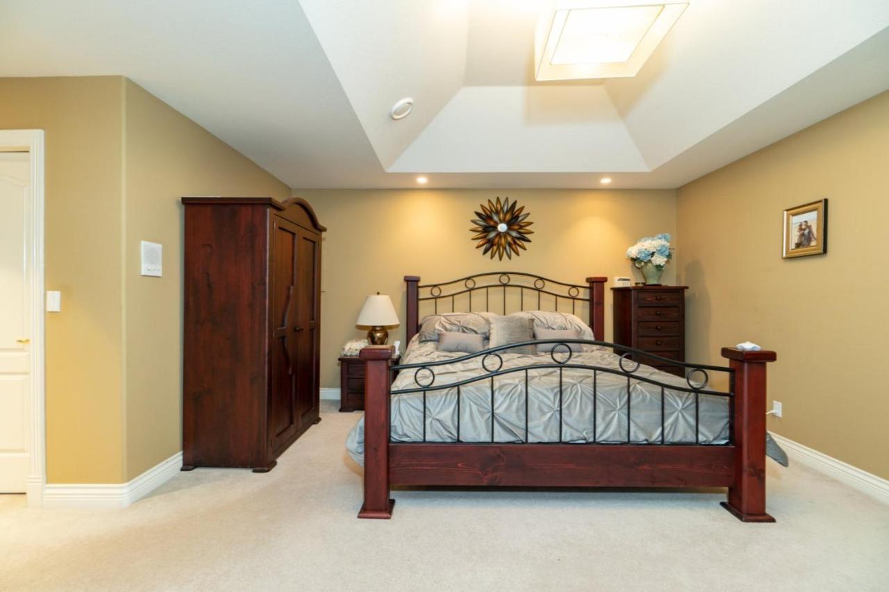Pitt Meadows Cedar Manor Bed And Breakfast מראה חיצוני תמונה